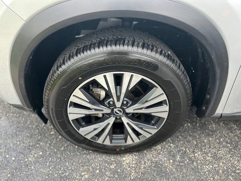 Used 2022 Nissan Rogue SV AWD/4WD image 37
