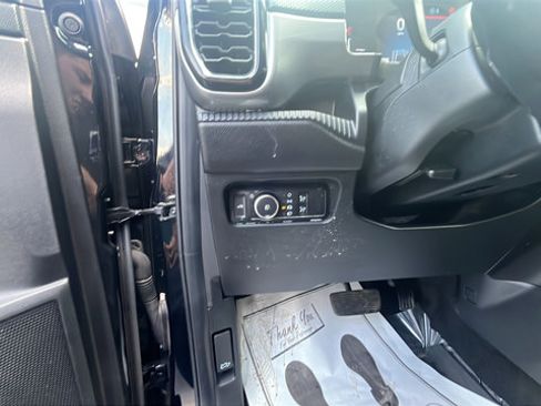 Used 2024 Ford Ranger XLT AWD/4WD image 11