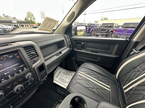 Used 2019 RAM 1500 Express w/ Wheel & Sound Group AWD/4WD image 24