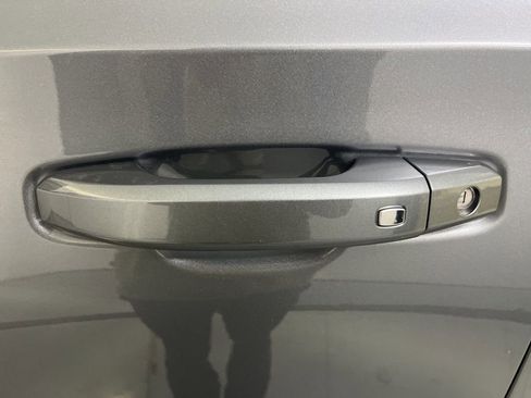 Used 2021 Chevrolet Tahoe RST image 41