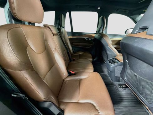 Certified 2023 Volvo XC90 B6 Core w/ Protection Package Premier AWD/4WD image 30