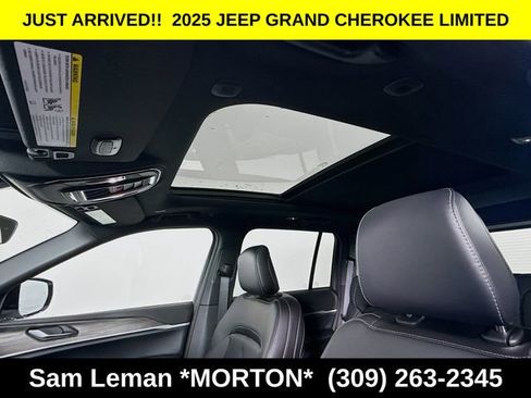 New 2025 Jeep Grand Cherokee Limited w/ Black Appearance Package image 22