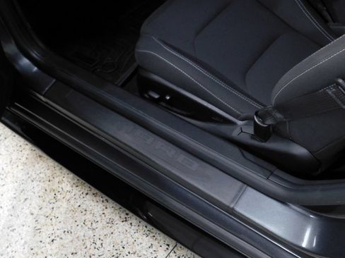 Used 2018 Chevrolet Camaro SS RWD image 29
