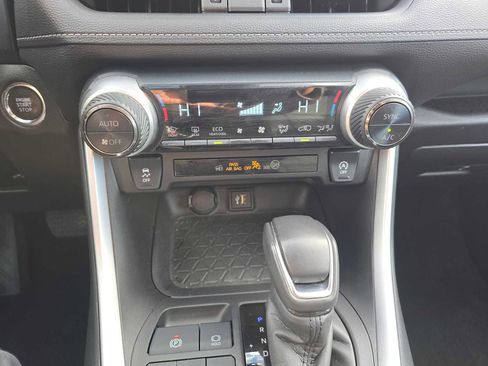 Certified 2023 Toyota RAV4 XLE Premium image 29