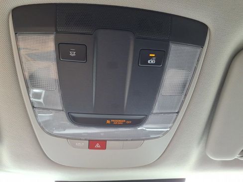 Used 2025 Kia Sportage EX FWD image 26