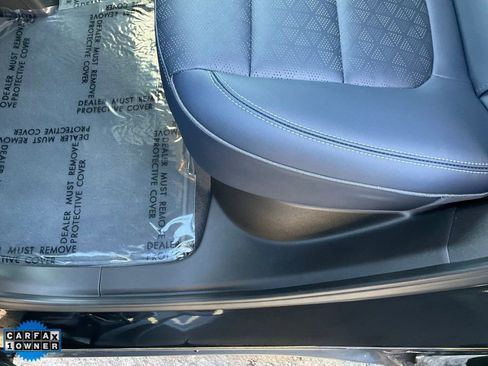 Used 2022 Chevrolet Bolt EUV LT w/ Convenience Package image 26