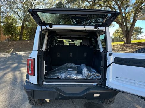 New 2025 Ford Bronco Badlands image 47