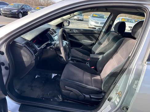 Used 2003 Honda Accord LX image 9