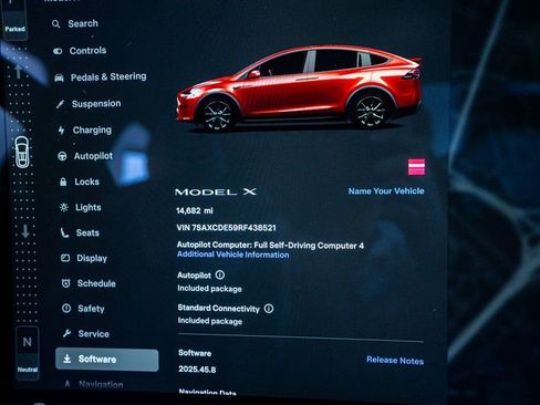 Used 2024 Tesla Model X image 61