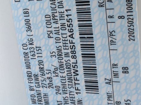 Used 2025 Ford F150 Lariat w/ Equipment Group 502A High image 30