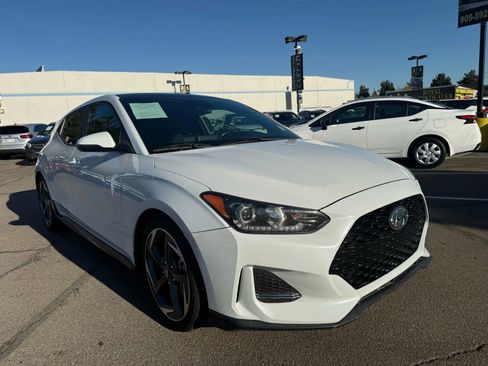 Used 2019 Hyundai Veloster Turbo image 3