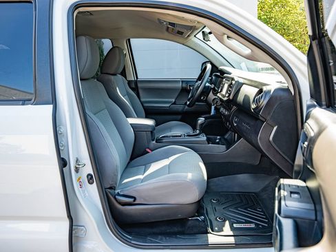 Used 2018 Toyota Tacoma SR w/ SR Convenience Package RWD image 35