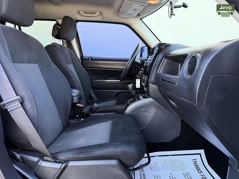 Used 2015 Jeep Patriot Sport w/ Power Value Group AWD/4WD image 11