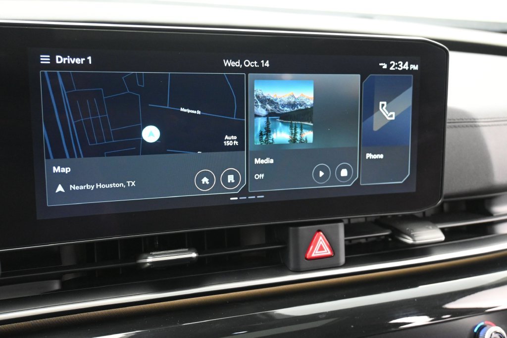 Used 2025 Kia Carnival SX Prestige FWD image 23