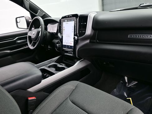 Used 2023 RAM 1500 Big Horn AWD/4WD image 18