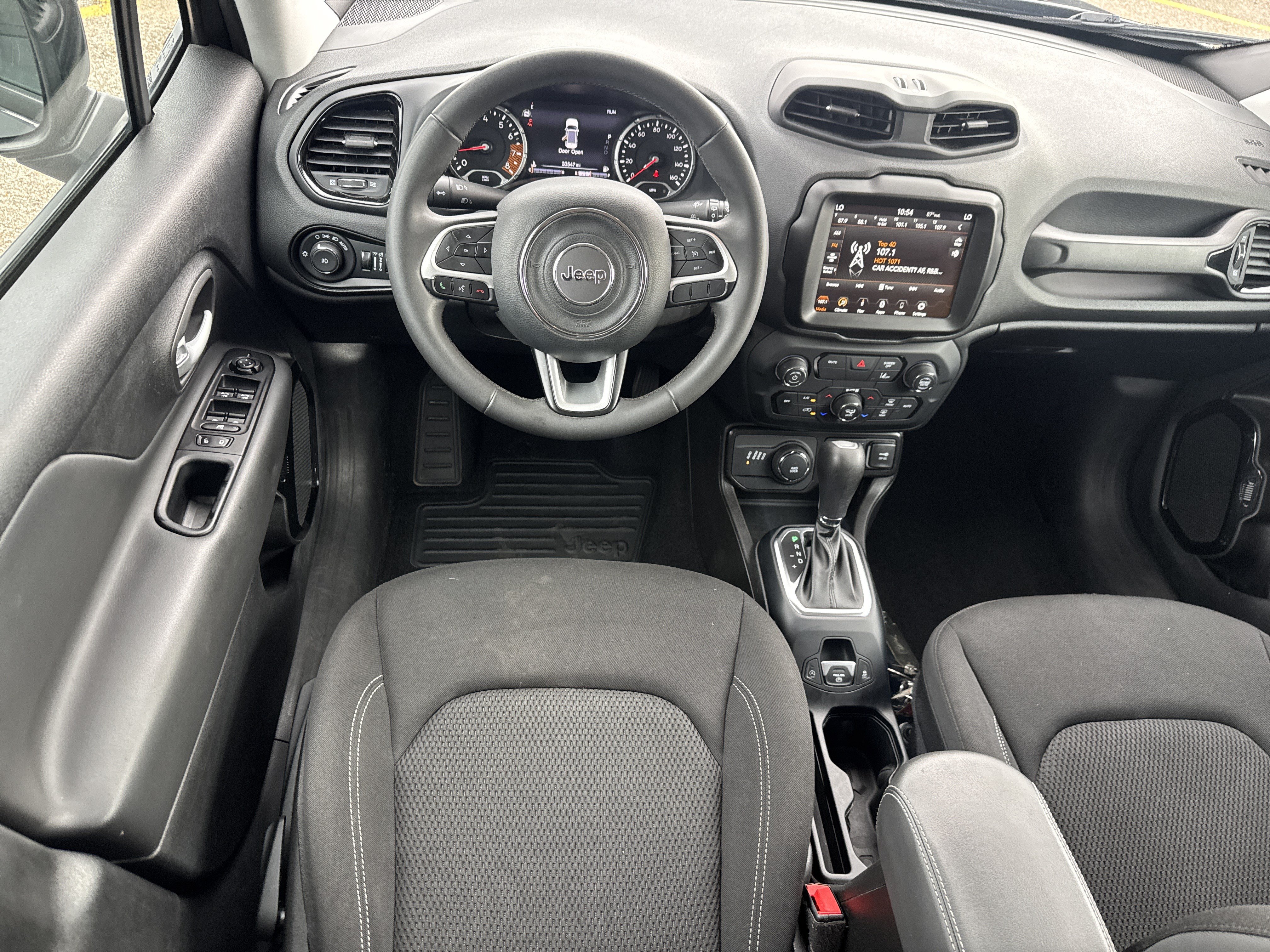 Used 2023 Jeep Renegade Altitude AWD/4WD image 10