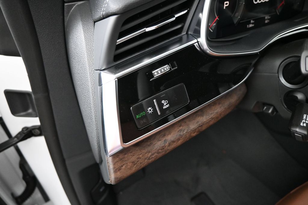 New 2026 Audi Q8 Premium Plus AWD/4WD image 7