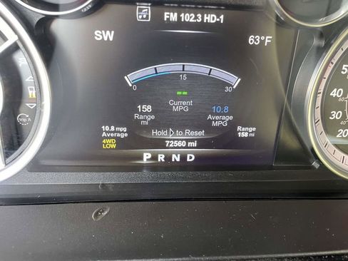 Certified 2019 RAM 1500 Classic SLT w/ Luxury Group image 32