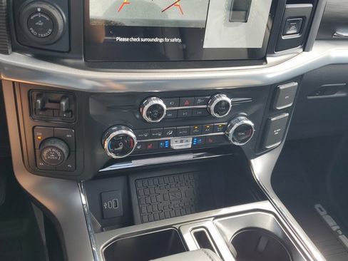 New 2025 Ford F150 Lariat w/ Equipment Group 502A High image 31