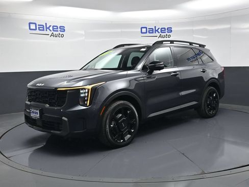 Certified 2024 Kia Sorento SX AWD/4WD image 3