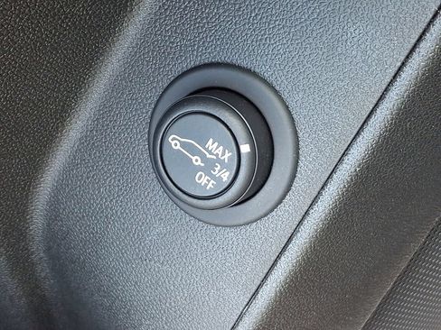 Certified 2024 Chevrolet Equinox LT FWD image 27