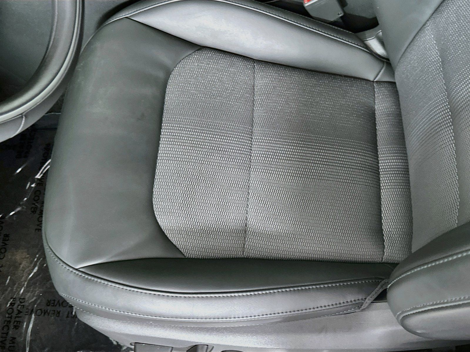 Used 2025 Kia Niro EX FWD image 20
