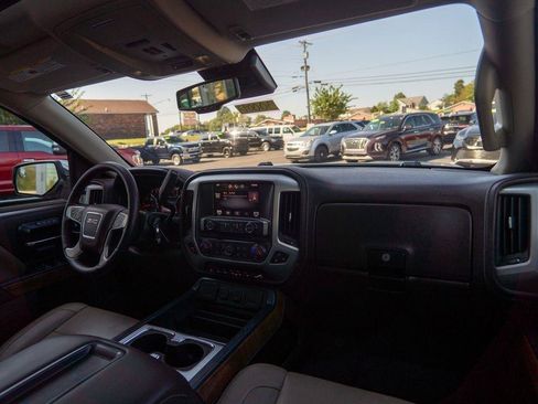 Used 2014 GMC Sierra 1500 SLT w/ SLT Crew Cab Value Package AWD/4WD image 15