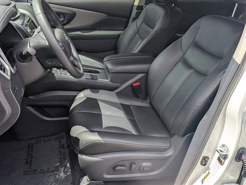 Certified 2024 Nissan Murano SV w/ SV Midnight Edition Package FWD image 15
