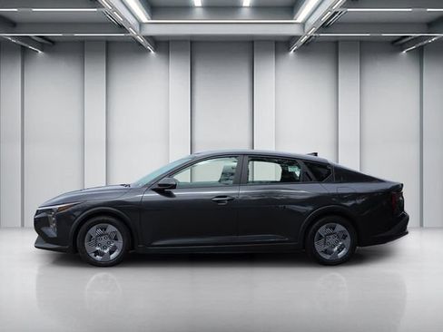 Certified 2025 Kia K4 FWD image 7
