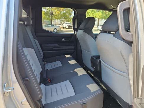Certified 2024 Toyota Tacoma TRD Off-Road AWD/4WD image 17