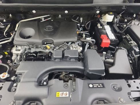 Used 2024 Toyota RAV4 Adventure image 39