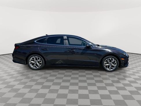 Used 2023 Hyundai Sonata SEL FWD image 2