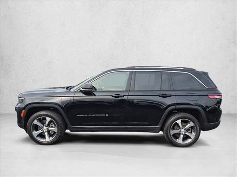 Used 2022 Jeep Grand Cherokee Limited 4xe AWD/4WD image 9