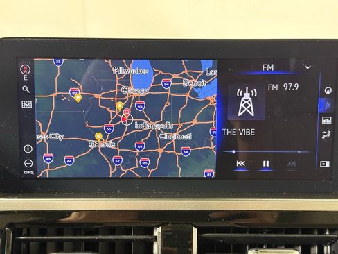 Used 2023 Lexus GX 460 Premium image 5