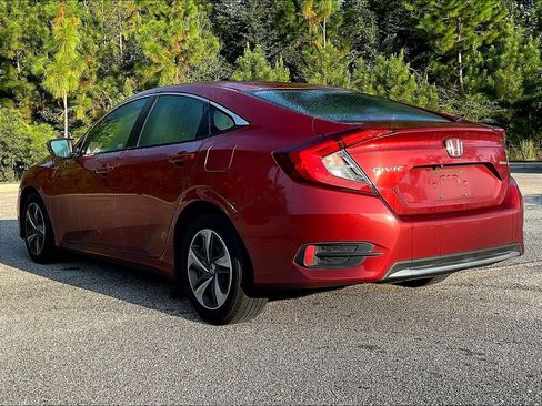 Used 2019 Honda Civic LX image 3