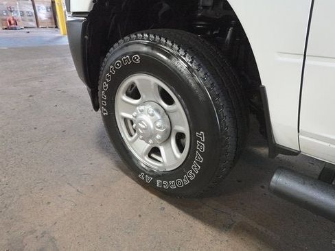 Used 2024 RAM 3500 Tradesman w/ Snow Chief Group image 27