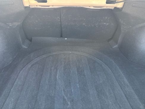 Used 2025 Hyundai Elantra SEL FWD image 30