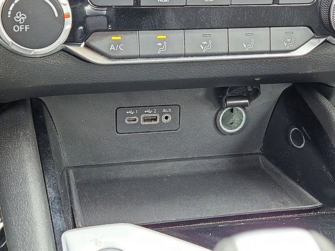 Used 2024 Nissan Altima 2.5 SV image 28