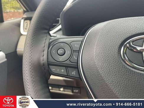 Used 2023 Toyota RAV4 SE w/ Convenience Package AWD/4WD image 22