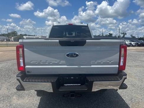 Used 2026 Ford F250 XLT w/ Tremor Off-Road Package AWD/4WD image 4