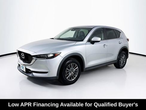 Used 2017 MAZDA CX-5 Touring FWD image 3