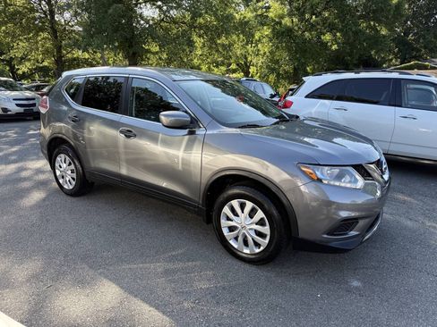 Used 2016 Nissan Rogue S AWD/4WD image 4