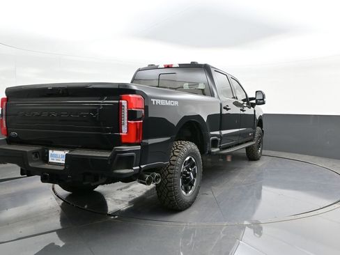 New 2026 Ford F250 Platinum w/ Tremor Off-Road Package image 23