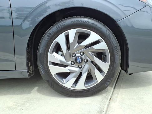 Used 2024 Subaru Legacy Limited AWD/4WD image 9