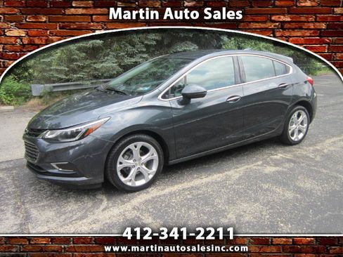 Used 2018 Chevrolet Cruze Premier FWD image 1