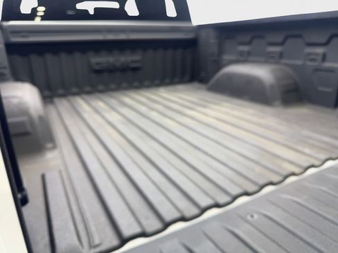 Used 2025 GMC Sierra 1500 AT4 image 82