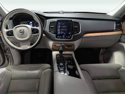 Used 2018 Volvo XC90 T6 Inscription w/ Convenience Package AWD/4WD image 15
