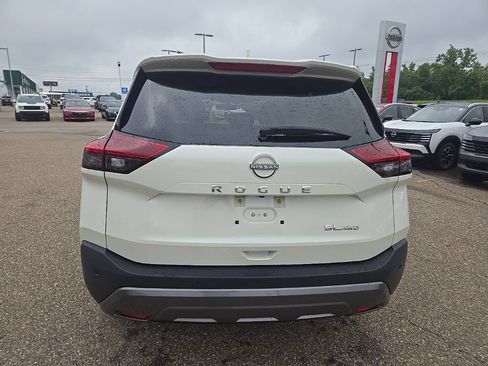 Used 2023 Nissan Rogue SL AWD/4WD image 6