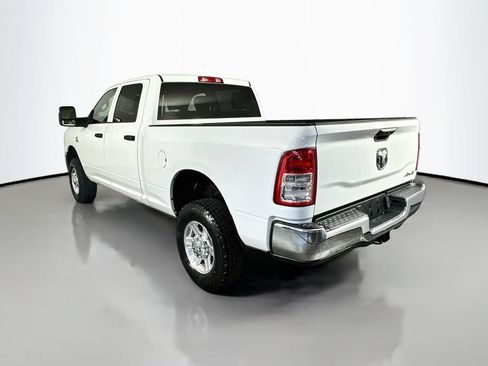 Used 2023 RAM 2500 Tradesman w/ Chrome Appearance Group AWD/4WD image 5