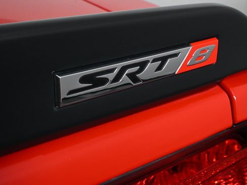 Used 2010 Dodge Challenger SRT8 image 25